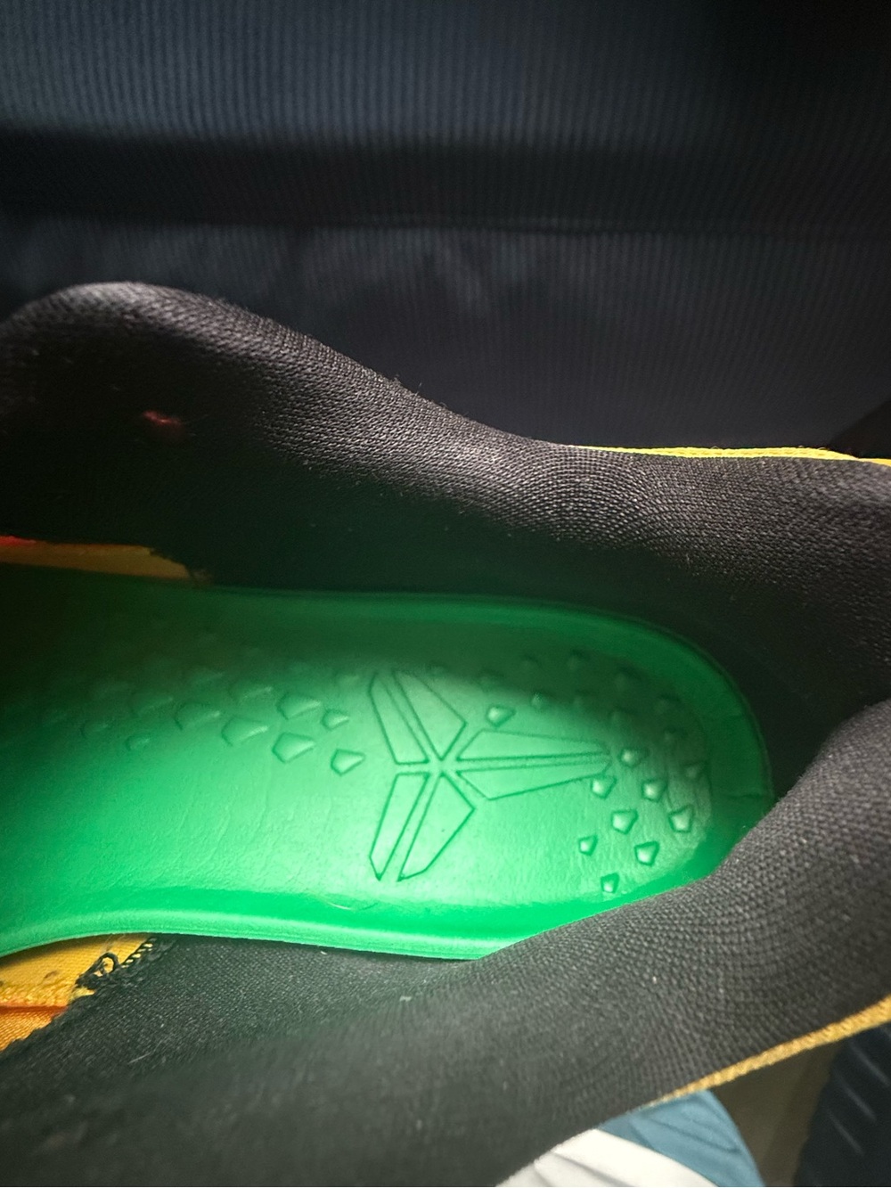 Nike Kobe 9 EM Bruce Lee OG🔥🔥🔥 - Picture 12 of 13